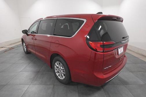 2025 Chrysler Pacifica L