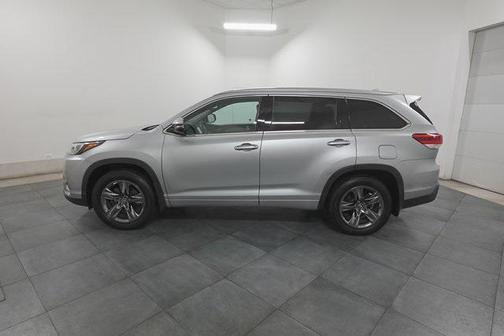 2017 Toyota Highlander Limited Platinum