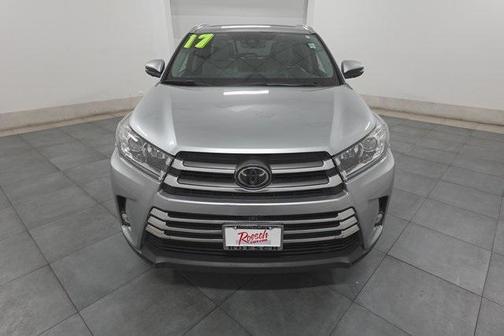 2017 Toyota Highlander Limited Platinum