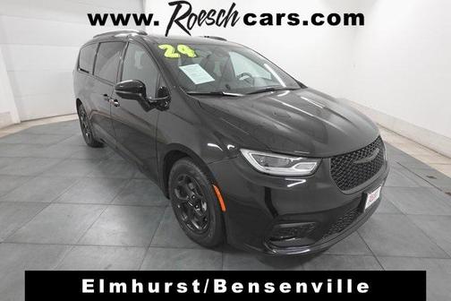 2024 Chrysler Pacifica Hybrid Premium S Appearance Pkg