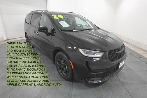 2024 Chrysler Pacifica Hybrid Premium S Appearance Pkg