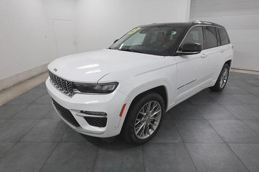 2023 Jeep Grand Cherokee Summit
