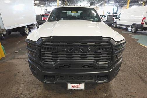2025 RAM 2500 Tradesman Crew Cab 4x4 6'4' Box