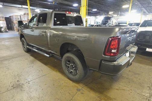 2025 RAM 2500 Tradesman Crew Cab 4x4 6'4' Box