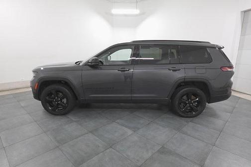 2022 Jeep Grand Cherokee L Altitude