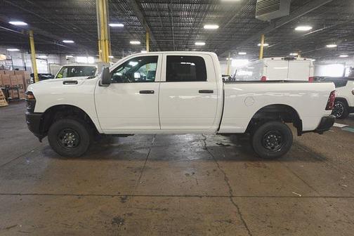 2025 RAM 2500 Tradesman Crew Cab 4x4 6'4' Box