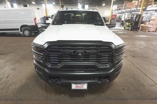 2025 RAM 2500 Tradesman Crew Cab 4x4 6'4' Box