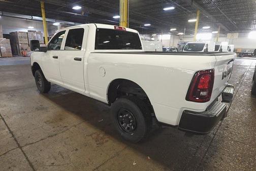 2025 RAM 2500 Tradesman Crew Cab 4x4 6'4' Box