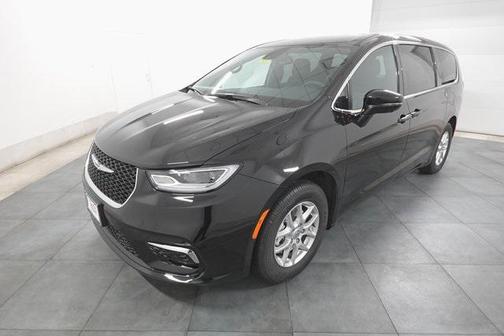 2025 Chrysler Pacifica L