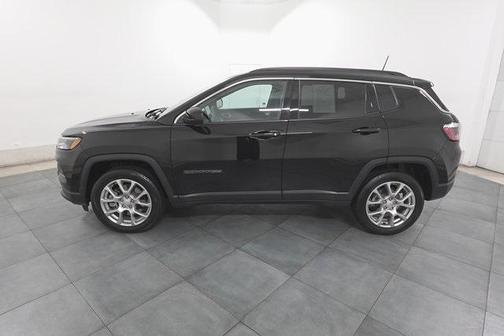 2024 Jeep Compass Latitude Lux