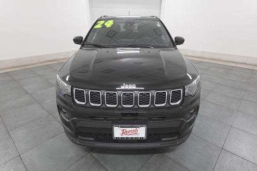 2024 Jeep Compass Latitude Lux