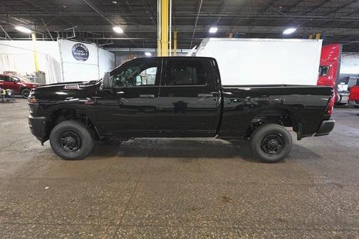 2025 RAM 2500 Tradesman Crew Cab 4x4 6'4' Box
