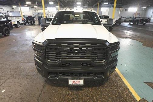 2025 RAM 3500 Tradesman Crew Cab 4x4 8' Box
