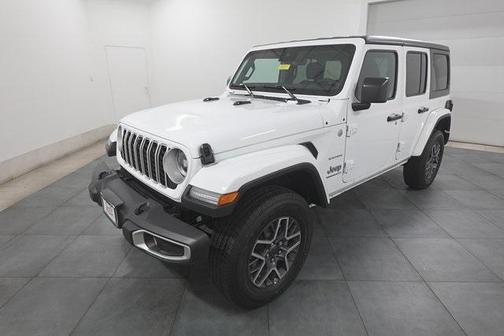 2024 Jeep Wrangler 4-Door Sahara 4x4