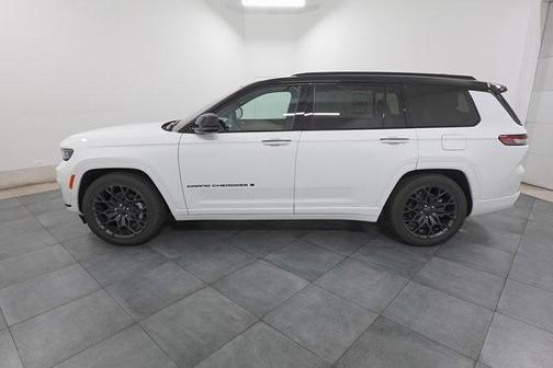 2025 Jeep Grand Cherokee L Summit Reserve
