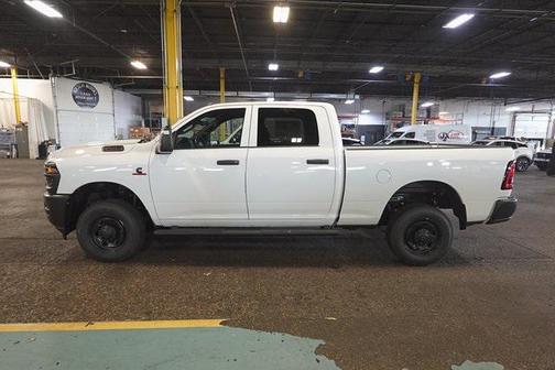 2025 RAM 2500 Tradesman Crew Cab 4x4 6'4' Box
