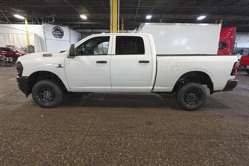 2025 RAM 2500 Tradesman Crew Cab 4x4 6'4' Box