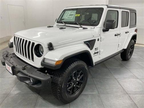 Photo 5 of 32 of 2023 Jeep Wrangler Sport