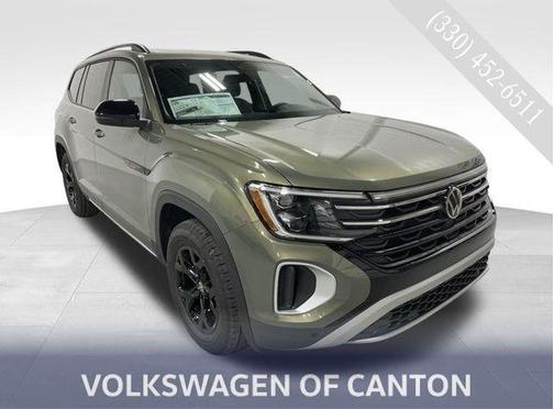 2025 Volkswagen Atlas 2.0T Peak Edition