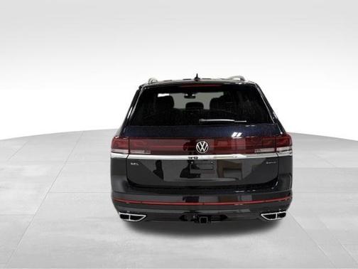 Deep Black Pearl 2026 Volkswagen Atlas 2.0T SEL Premium R-Line