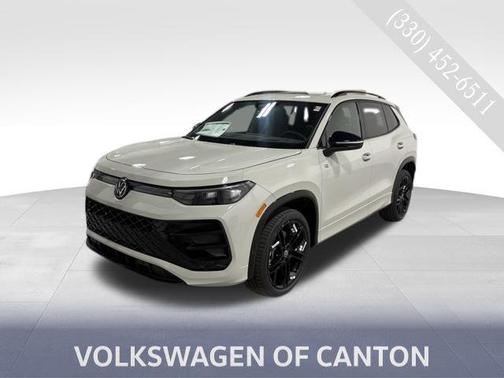 Sandstone 2026 Volkswagen Tiguan 2.0T SE R-Line Black