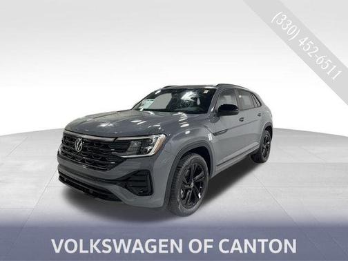 2026 Volkswagen Atlas Cross Sport 2.0T SEL R-Line Black