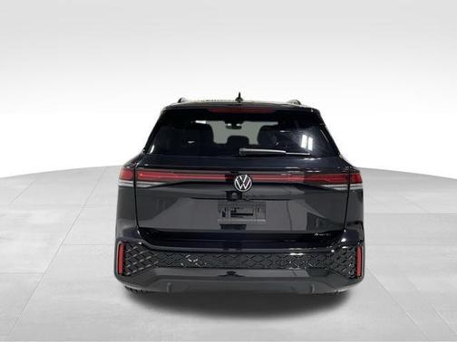 2025 Volkswagen Tiguan 2.0T SE R-Line Black