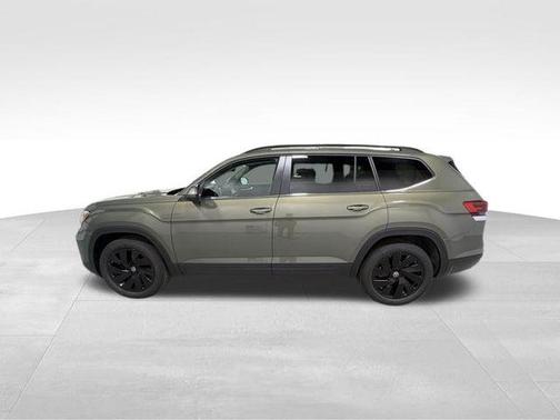 Avocado Green Pearl 2026 Volkswagen Atlas 2.0T SE W/TECHNOLOGY