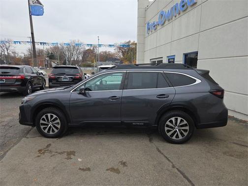 2023 Subaru Outback Premium