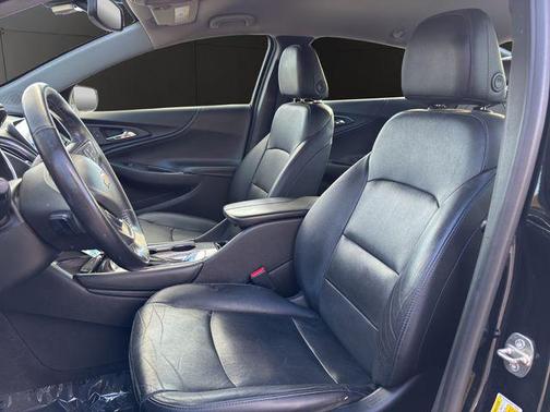 2017 Chevrolet Malibu 1LT