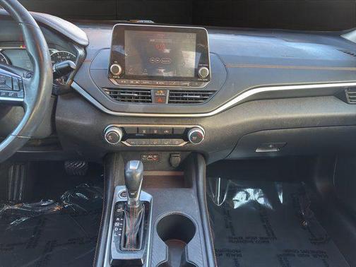 2021 Nissan Altima SR FWD