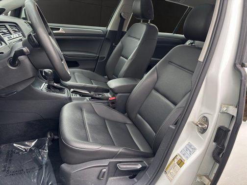 2021 Volkswagen Golf 1.4T TSI