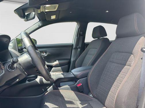Platinum White Pearl 2024 Honda HR-V 2WD Sport