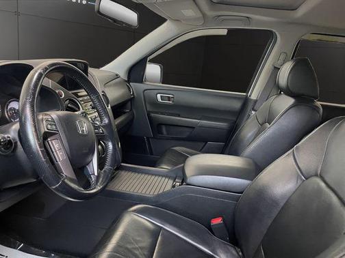 Alabaster Silver Metallic 2013 Honda Pilot EX-L