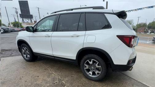 2022 Honda Passport AWD TrailSport