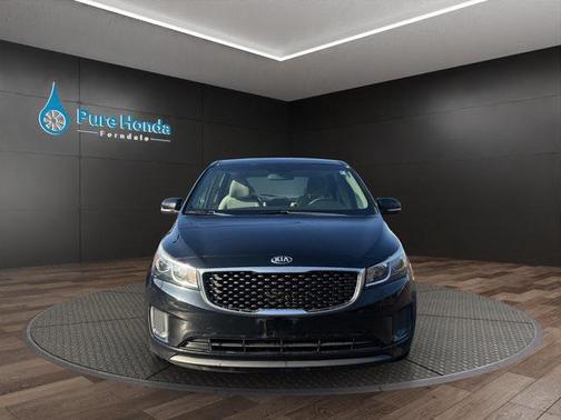 2018 Kia Sedona L