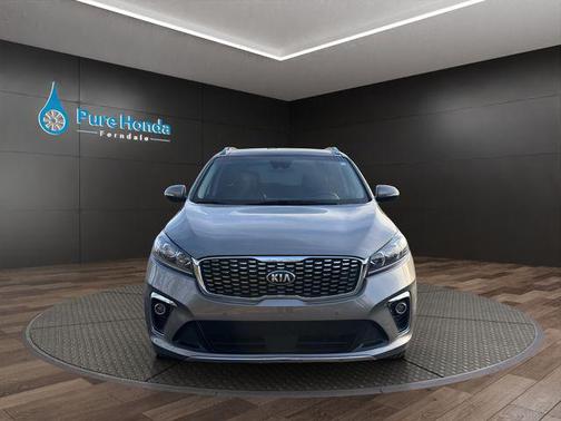 Titanium Silver 2019 Kia Sorento SX