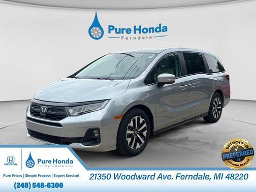 Solar Silver Metallic 2025 Honda Odyssey EX-L