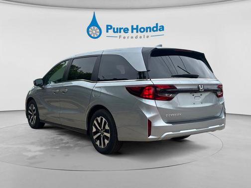 Solar Silver Metallic 2025 Honda Odyssey EX-L