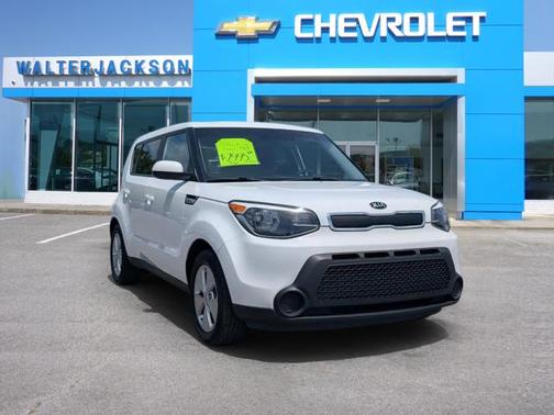 Clear White 2016 Kia Soul Base