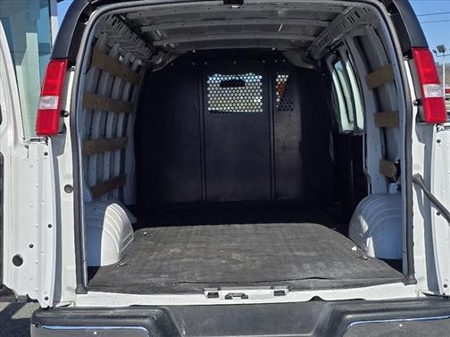 2022 GMC Savana 2500 Work Van