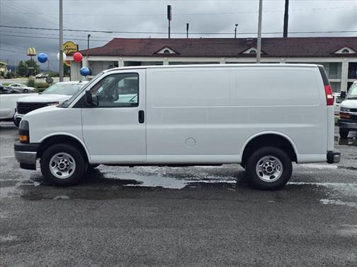 2023 GMC Savana 2500 Work Van