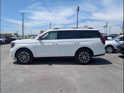 Oxford White 2025 Ford Expedition Platinum