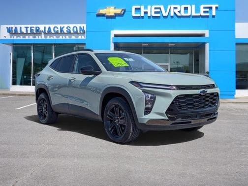 Green 2026 Chevrolet Trax ACTIV