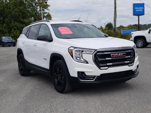 2023 GMC Terrain AT4