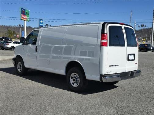 2022 GMC Savana 2500 Work Van