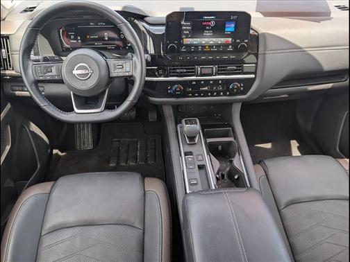 Brilliant Silver Metallic 2025 Nissan Pathfinder Platinum