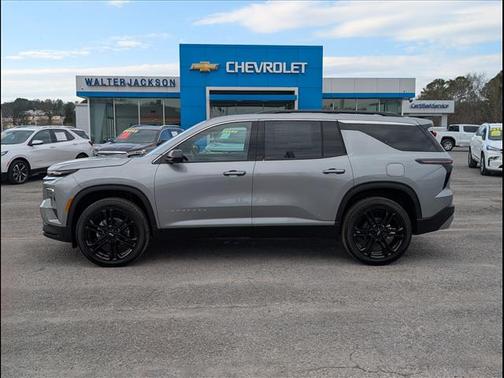 Sterling Gray Metallic 2026 Chevrolet Traverse LT