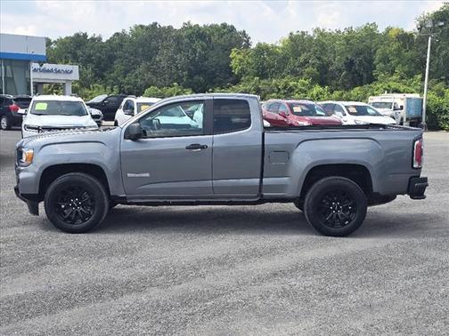 2022 GMC Canyon Elevation Standard