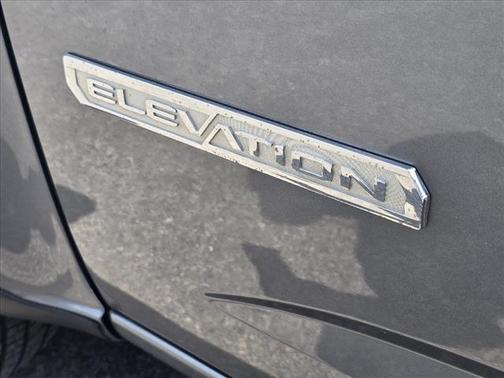 2022 GMC Canyon Elevation Standard